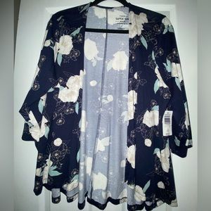 NWT Torrid Super Soft Cardigan Sz2